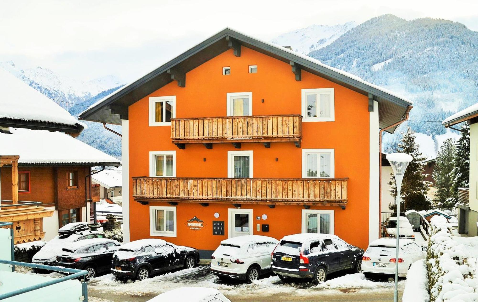 Aparthotel Pinzgau Нойкирхен-ам-Гросфенедигер Номер фото